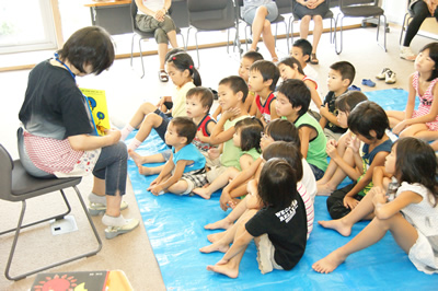 20100819_peazeaction-ehon.jpg