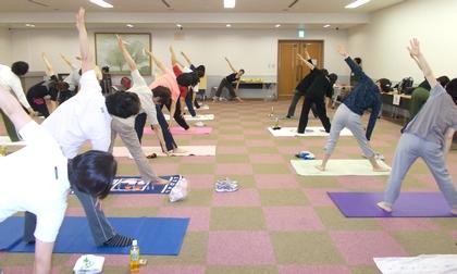 170609yoga0.jpg