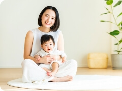 母親と赤ちゃん 画像