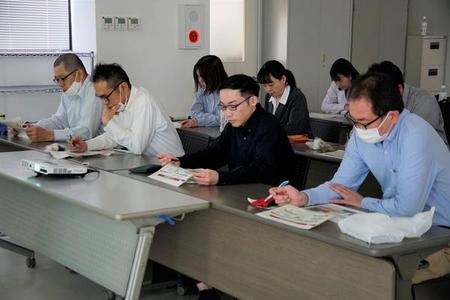学習会_総菜職員.jpg