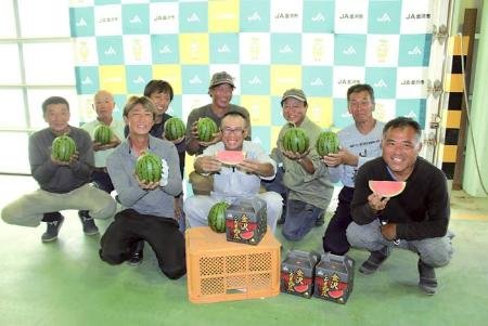 笑顔いっぱい♪JA金沢市のみなさん.jpg